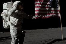 Morreu o homem que mudou a História ao pisar Lua