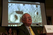 Morreu o homem que mudou a História ao pisar Lua