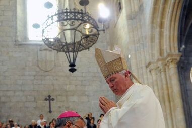 BISPOS, RELIGIÃO, D. ANTÓNIO MOITEIRO RAMOS, D. JOSÉ SARAIVA MARTINS, CARDEAL, BRAGA