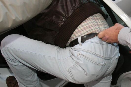 Homem sequestrado durante três horas por dívida em negócio de carro