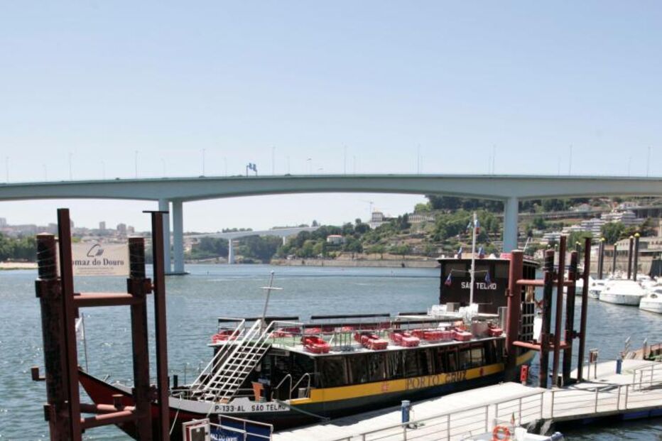 Porto, Corpo, Rio Douro, Jovem, DEsaparecido