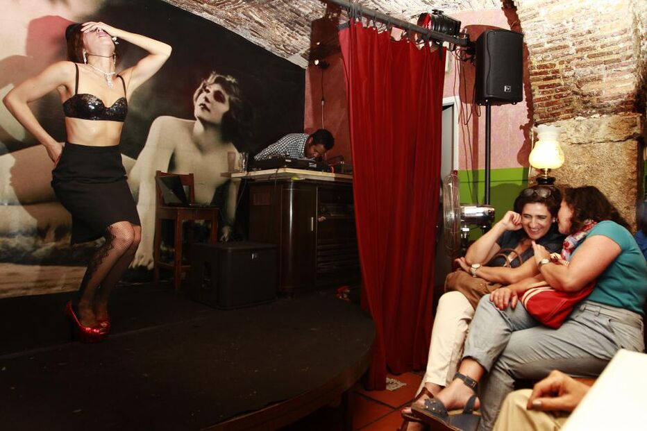 Burlesco ganha peso nas noites de Portugal