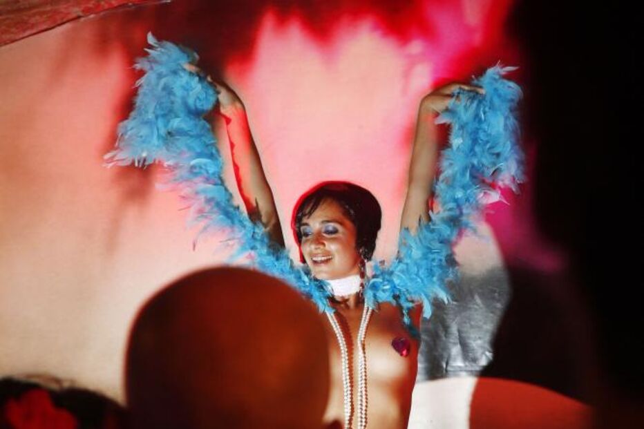 Burlesco ganha peso nas noites de Portugal