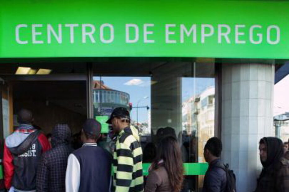 desemprego, taxas, ine, emprego, salários