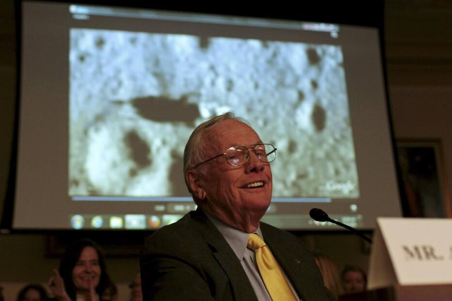 Morreu o homem que mudou a História ao pisar Lua