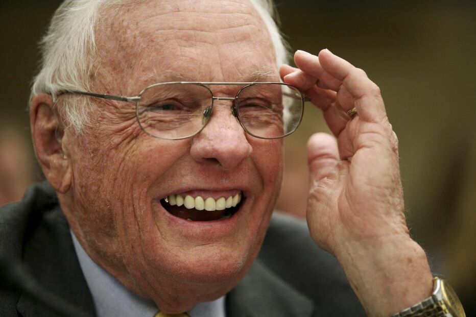 Morreu o homem que mudou a História ao pisar Lua