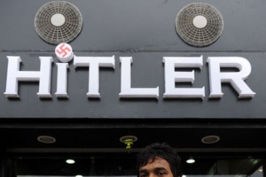Hitler, loja, marca, judeus, Índia, polémica, reclamação, recompensa, roupa, estabelecimento, Suástica, Nazi, Nazismo