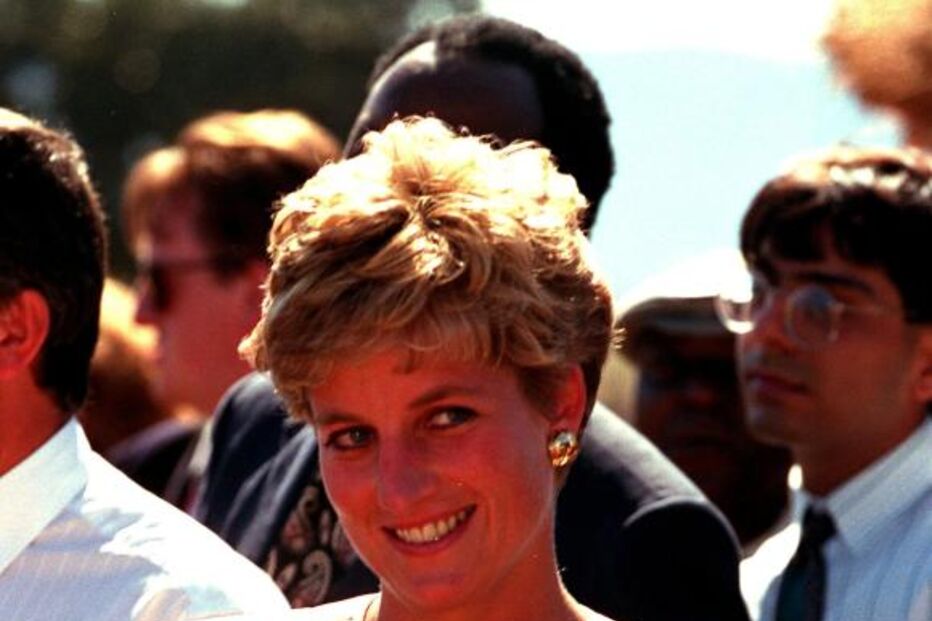 princesa diana, gales, inglaterra, dodi al-fayed, morte, família real, acidente, paparazzi