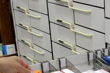 Inspecção, saúde, infarmed, Sinemet