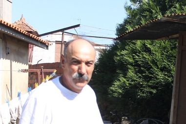 OVAR, EXPLOSÃO, FERIDOS