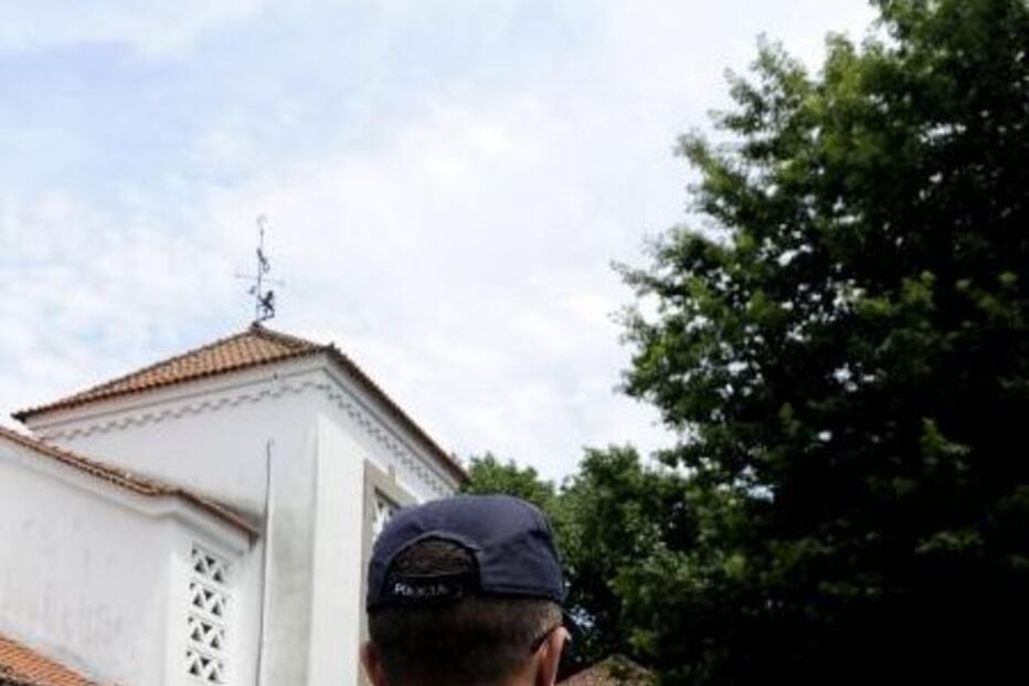 exilados, cascais, burla, vivenda, bobadela, dinheiro, casa