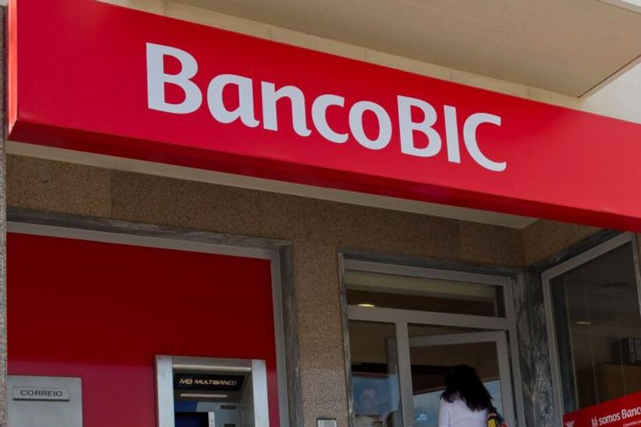 fátima, banco, incêndio, ameaça, bic, combustível, dinheiro