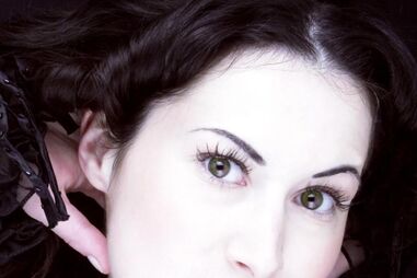 Cultura, Artes Plásticas, Cristina Basílio, 'Auschwitz', Sociedade Guilherme Cossoul, Holocausto nazi