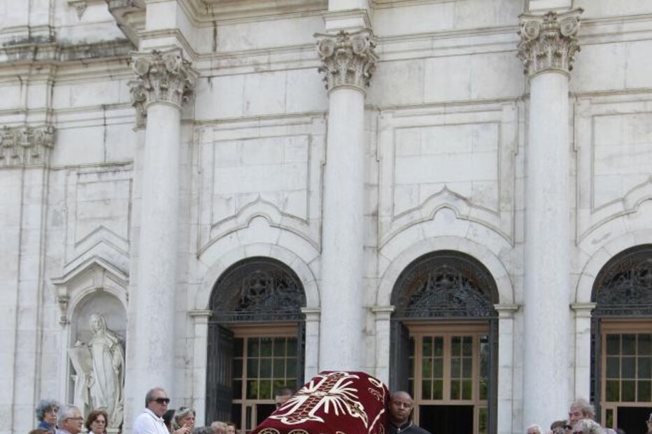 maragarida marante, jornalista, funeral, óbito, cemitério, alto são joão, henrique granadeiro