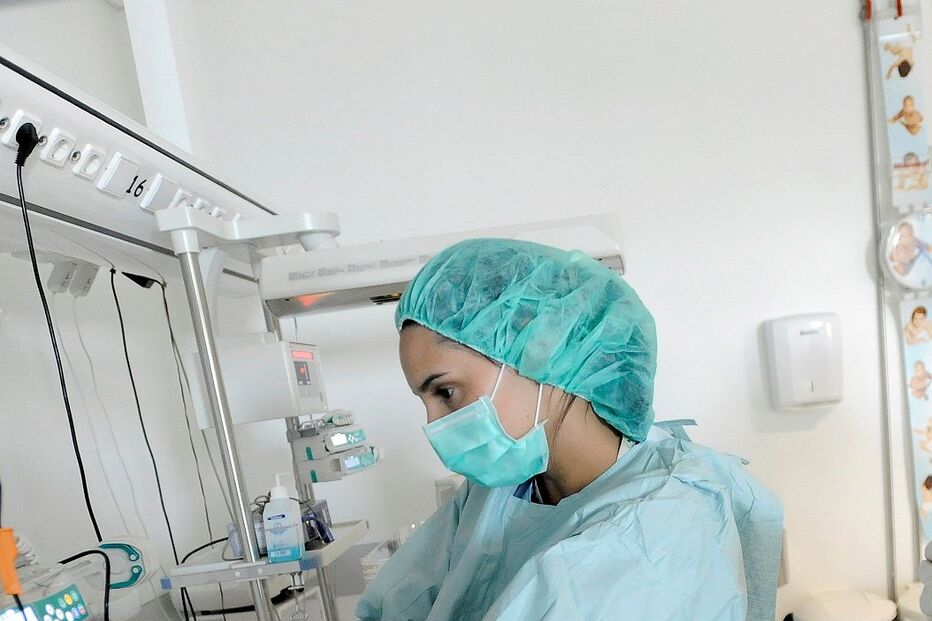 ESÓFAGO, OPERAÇÃO, CIRURGIA, MALFORMAÇÃO, ATRÉSIA ESOFÁGICA, SAÚDE