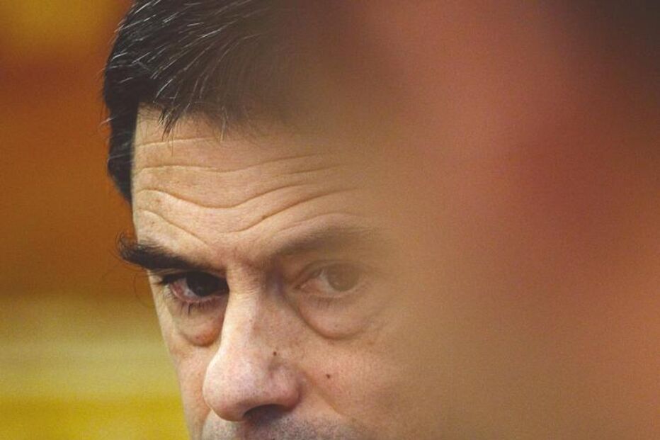 Vítor Gaspar, Finanças, Pai, Perfil, Ministro, Francisco Louçã, Primo de Louçã, Salazar