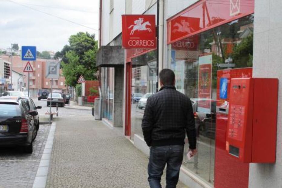 Trabalhadores dos CTT aderem à greve geral