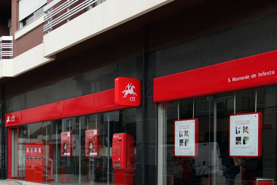 porto, assalto, roubo, ctt, correios, gás-pimenta
