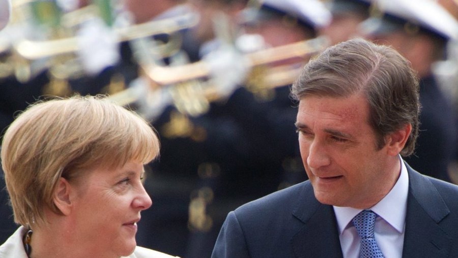 Passos Coelho será assertivo com a chanceler Merkel 