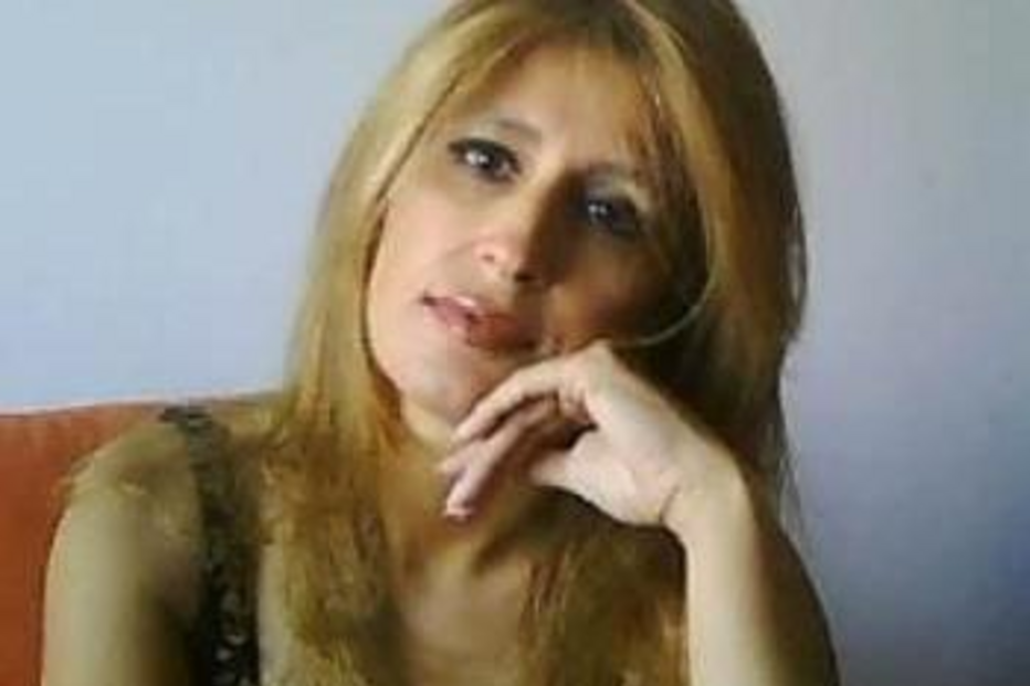 Viúva Negra, Assaltos, Bancos. Solitário