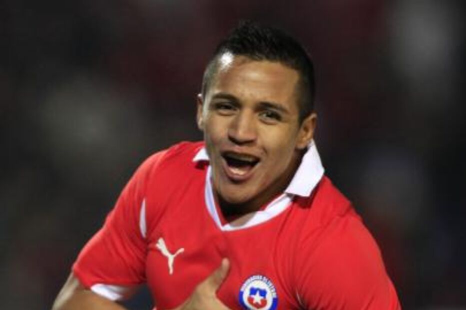 alexis sánchez, lesão, futebol, barcelona, benfica, jogo, champions, liga dos campeões