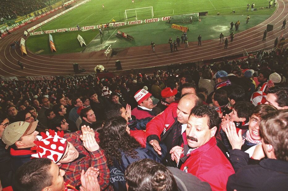 Vale e Azevedo: Uma vida de dribles   