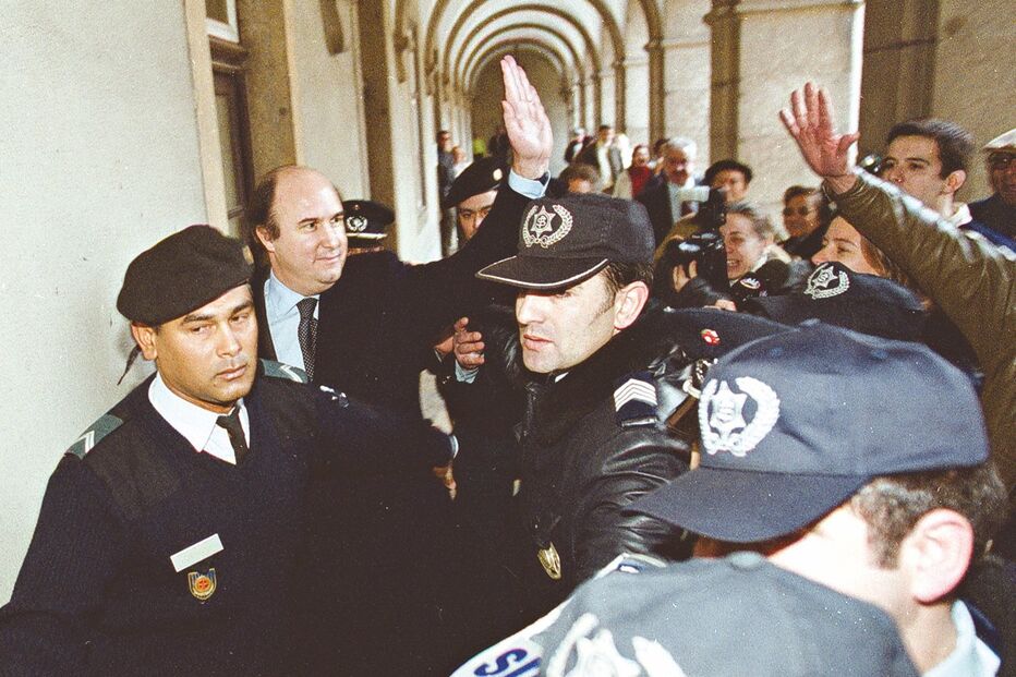 Vale e Azevedo: Uma vida de dribles   