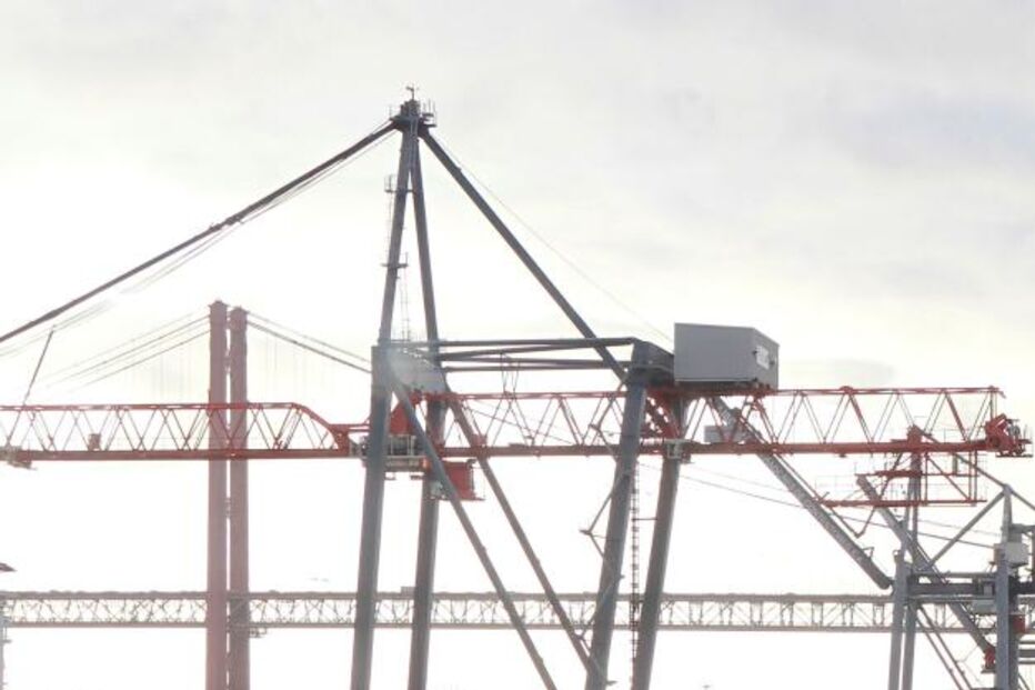 Estivadores, serviços mínimos , gorverno, porto de Lisboa