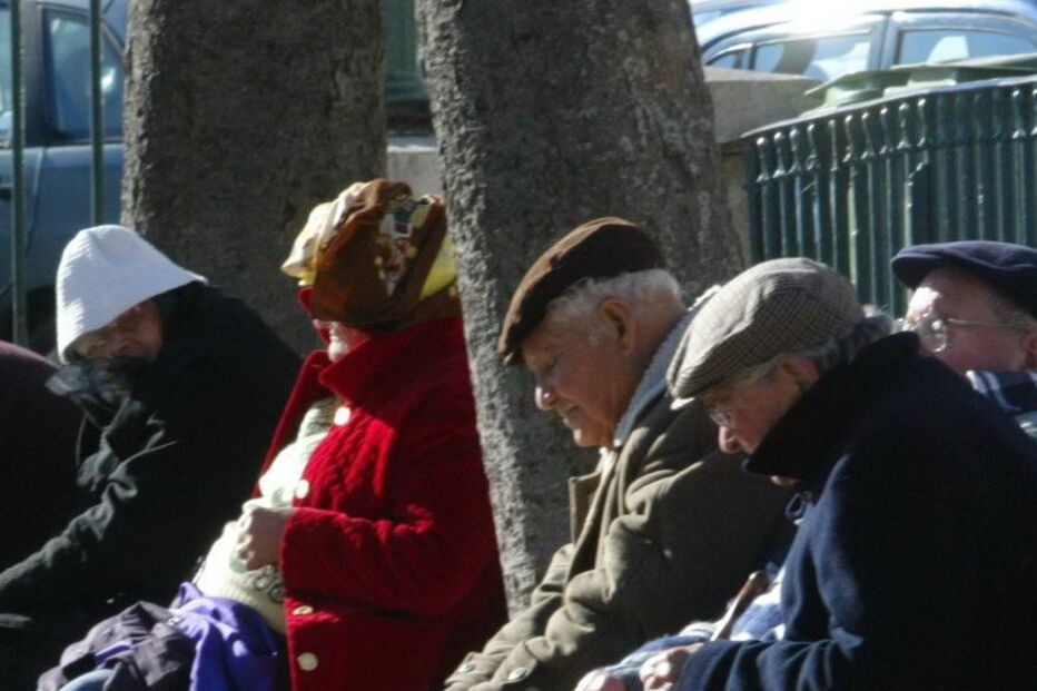 cENSOS 2011, POPULÇÃO ENVELHECIDA