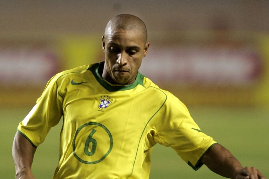 roberto carlos, entrevista, jogador, ronaldo, anzhi, messi, figo, real madrid, inter, milão, futebol, portugal