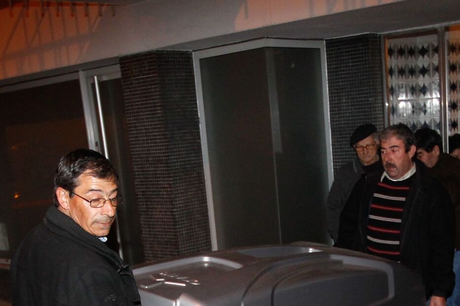 Executada com arma semiautomática 