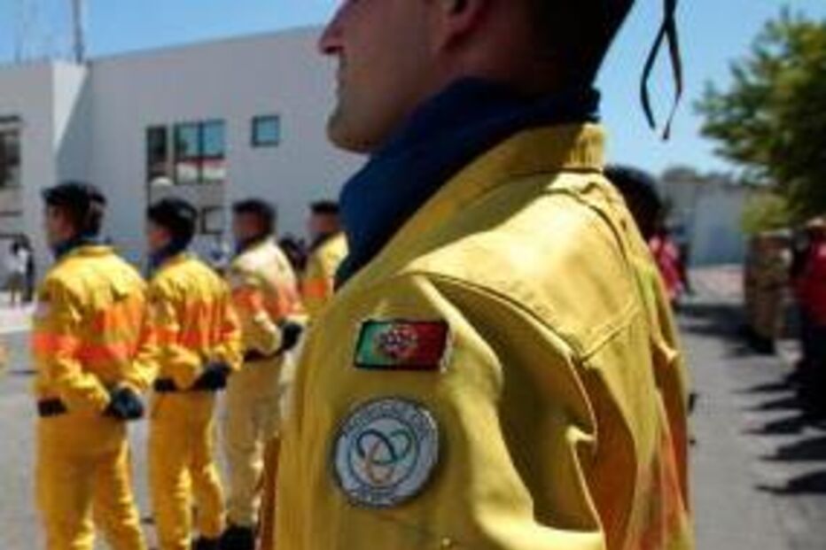 protecção civil, incêndios, fogos, portugal, pj, gnr, polícia