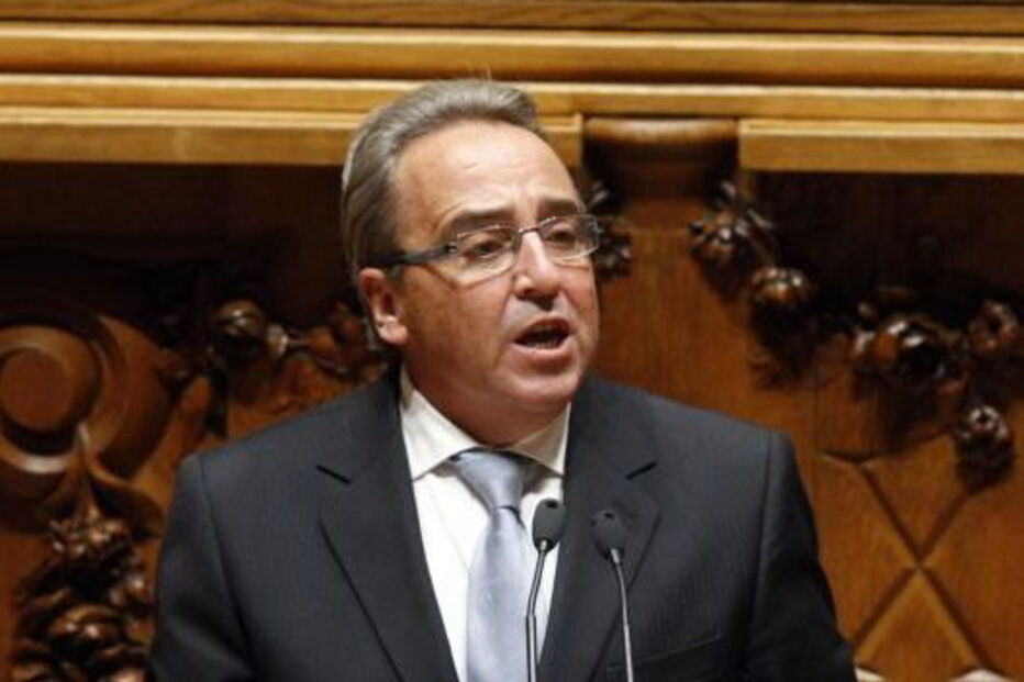 pedro pinto, PSD, eleições, autárquicas, sintra, distrital, comissão política, carlos carreiras, cascais