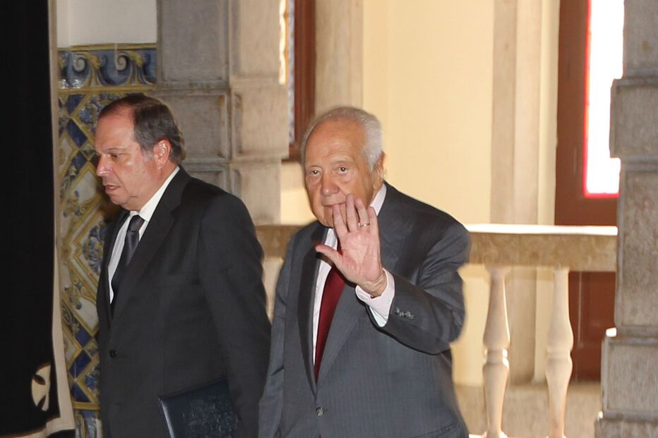 SOARES, PASSOS COELHO, DEMISSÃO, CRISE POLÍTICA