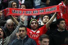 Sorte 'vermelha' enche Alvalade