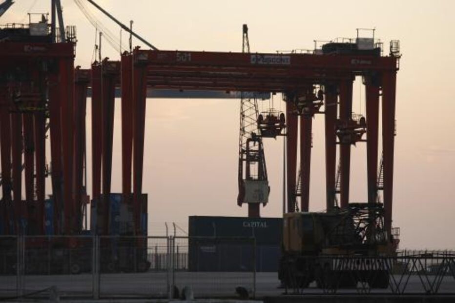 estivadores, portos, greve, sindicato, Lisboa, Setúbal, Aveiro e Figueira da Foz