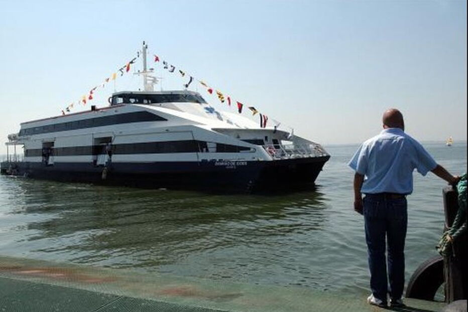 Soflusa, greve, rio, António Almeida, sindicato dos fluviais, trabalhadores, Transtejo