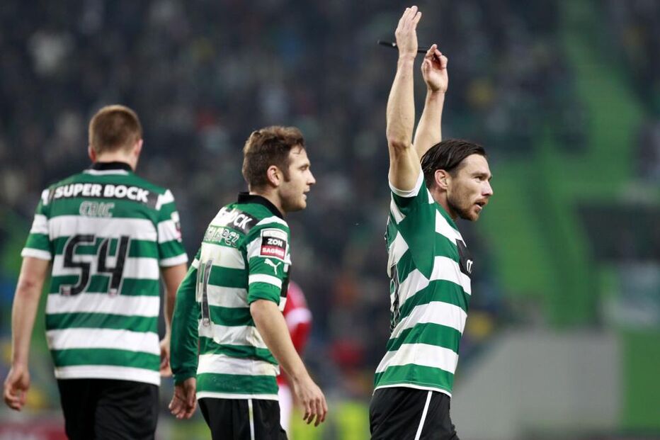 Sorte 'vermelha' enche Alvalade