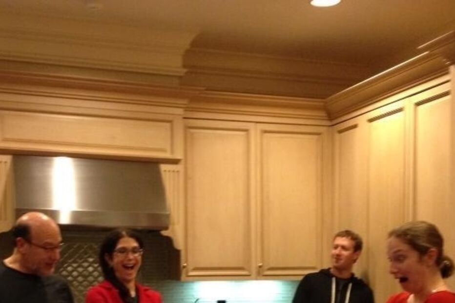 facebook, feed, natal, zuckerberg, internet, online, redes sociais, twitter, 