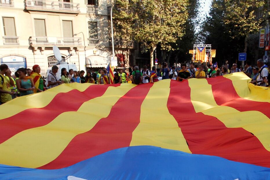 CATALUNHA, ULTIMATO, PARTIDOS, ESPANHA, GOVERNO