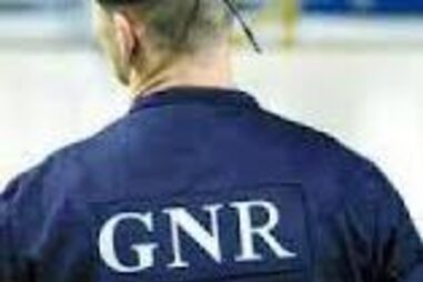 situação, degradante, cuidado, pobreza, extrema, gnr, associação, guarda, militares, reforma