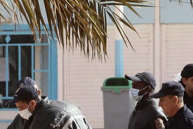 ARGÉLIA, ABATIDOS, TIRO, MORTE, ÓBITO