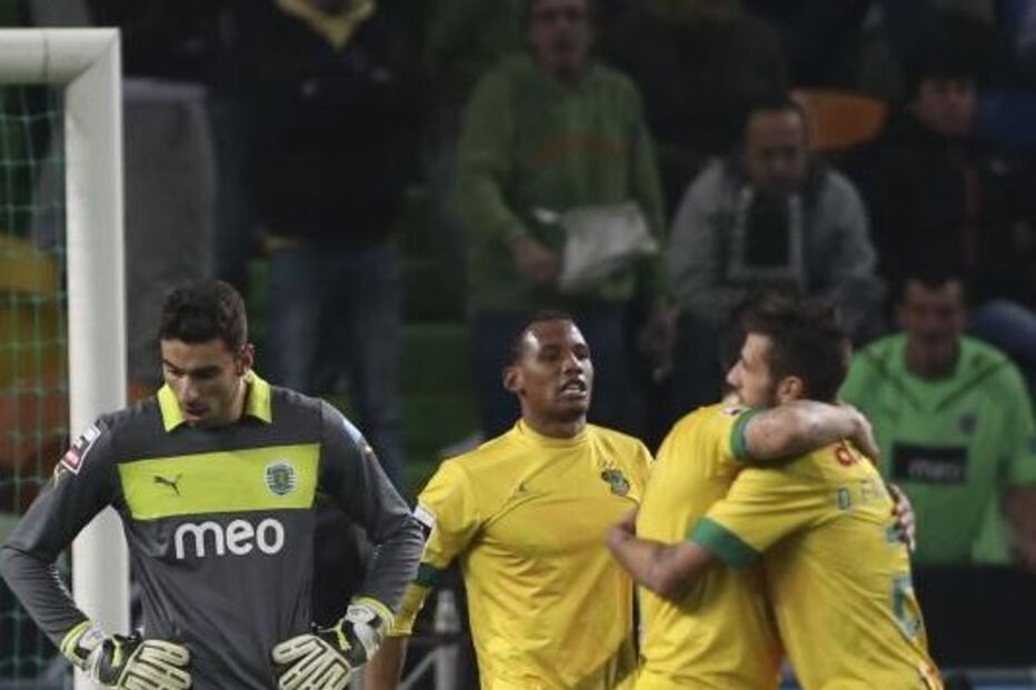 Sporting, Paços de Ferreira, Futebol, Liga, Alvalade, Rui Patrício, Hurtado, Capel, Wolfswinkel, Vercauteren