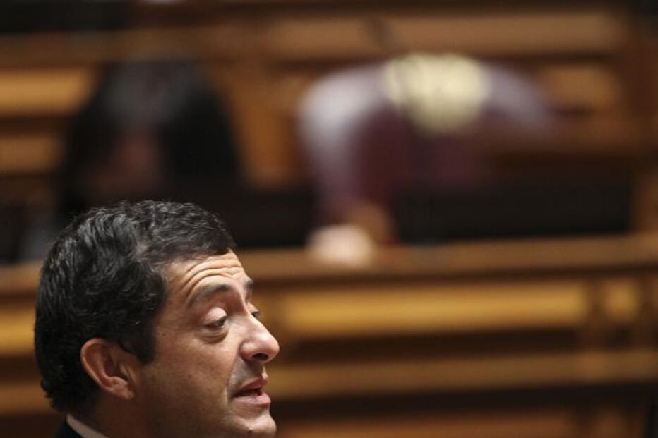 ps, carlos zorrinho, comissão parlamentar, governo, maioria, refundação, cds-pp, fmi