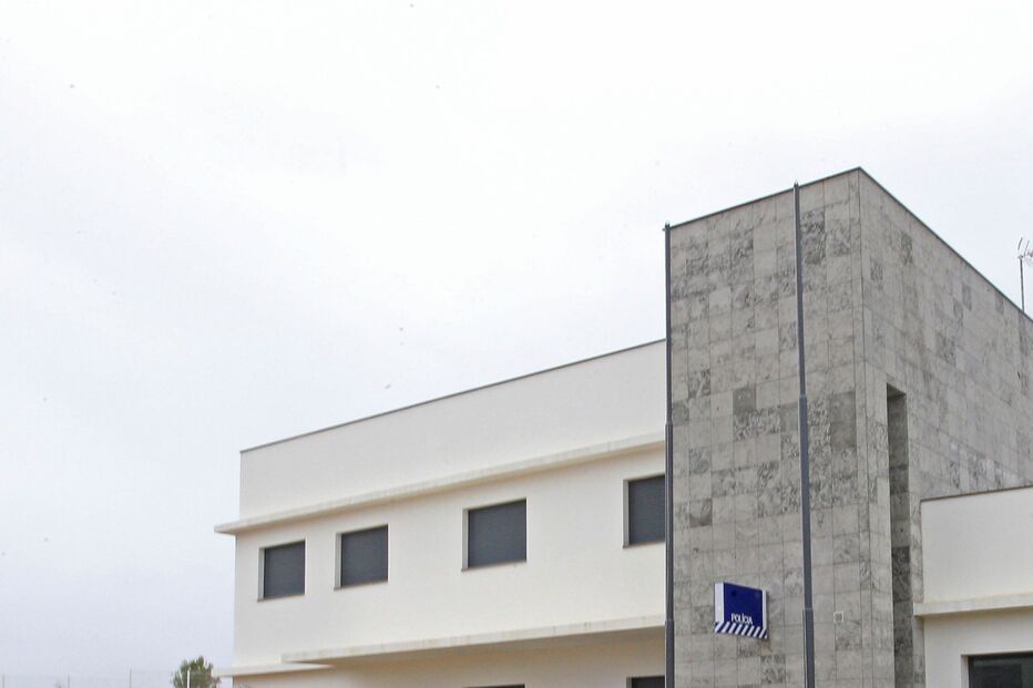 ESQUADRA, PSP, CORROIOS, VÂNDALOS, SEIXAL