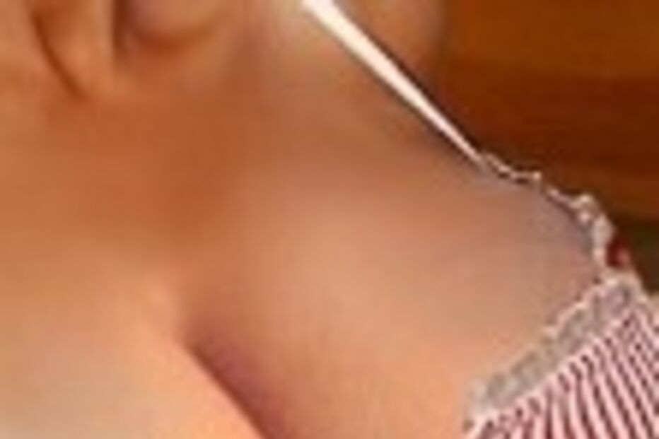 homem, sufocado, washington, mulher, asfixia, namorado, seios, donna lange, habitante, everett, eua, matar