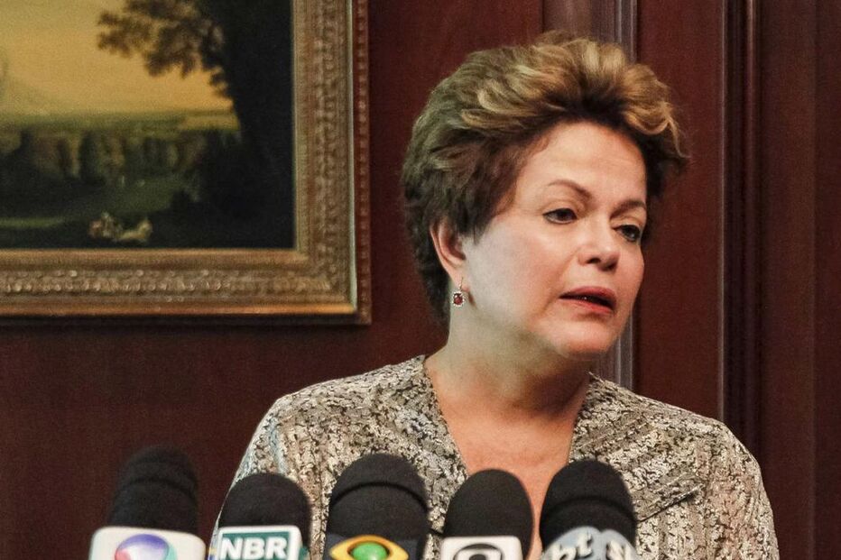 Incêndio em discoteca brasileira causa morte de 245