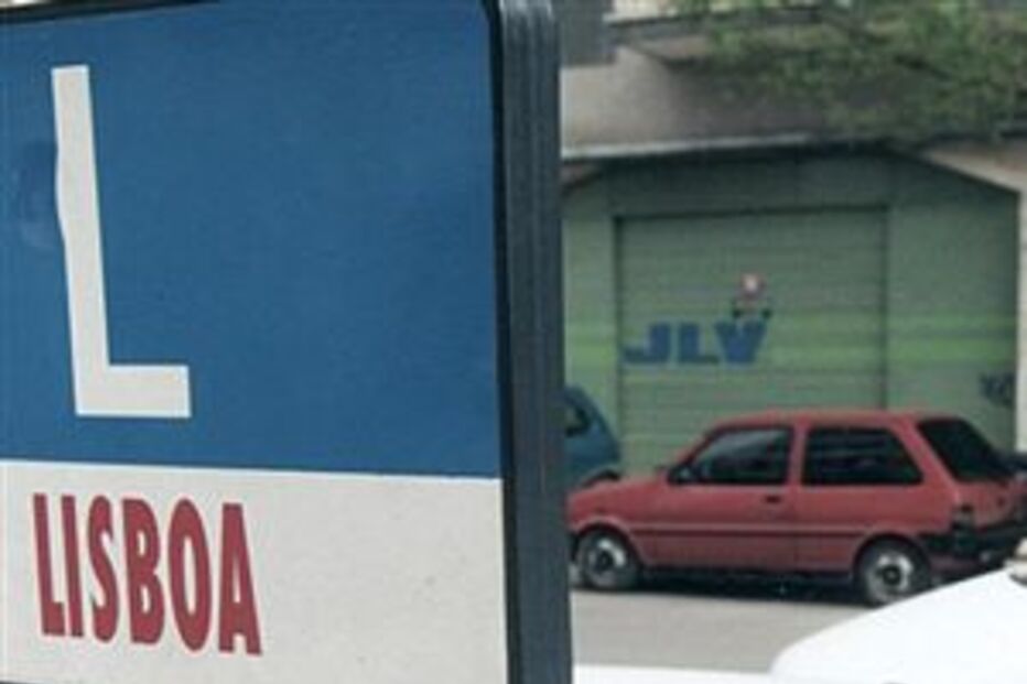 crise, escolas de condução, presidente, associação portuguesas de escolas de condução, alcino cruz
