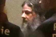 pedófilo, bélgica, marc dutroux, pena, prisão, domiciliária