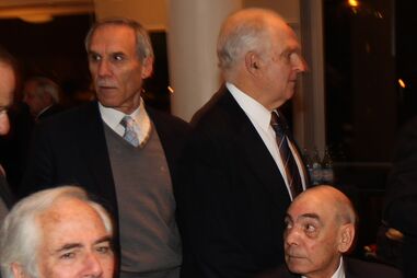 Militares, Jantar, Protesto